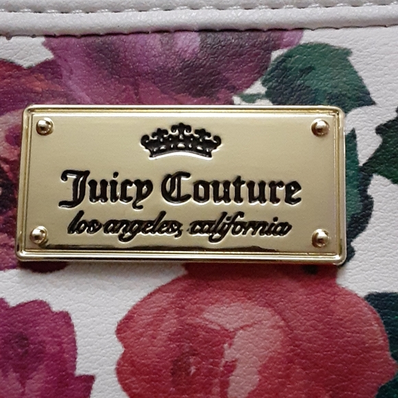 Juicy Couture wristlet - Picture 2 of 6